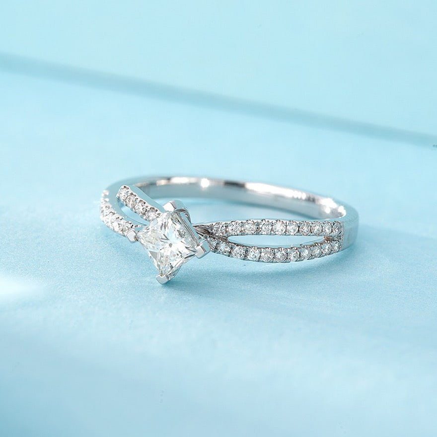 14k Gold 0.43 Ct Natural H Diamond Ring: Ref:231064080 // gold content:14k gold // ring size:7. 25us // // main gemstone:diamond // shape:multiply // carat weight:0. 43ct // clarity grade:vs-si // color:h // treatment:natural //