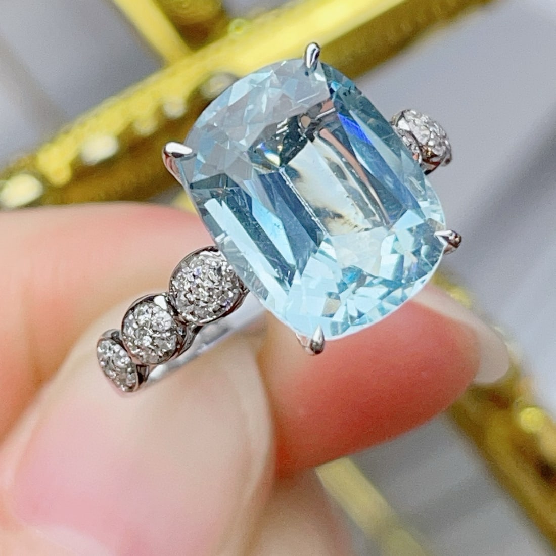 14k Gold 4.72 Ctw Natural Aquamarine & Diamond Ring - 2
