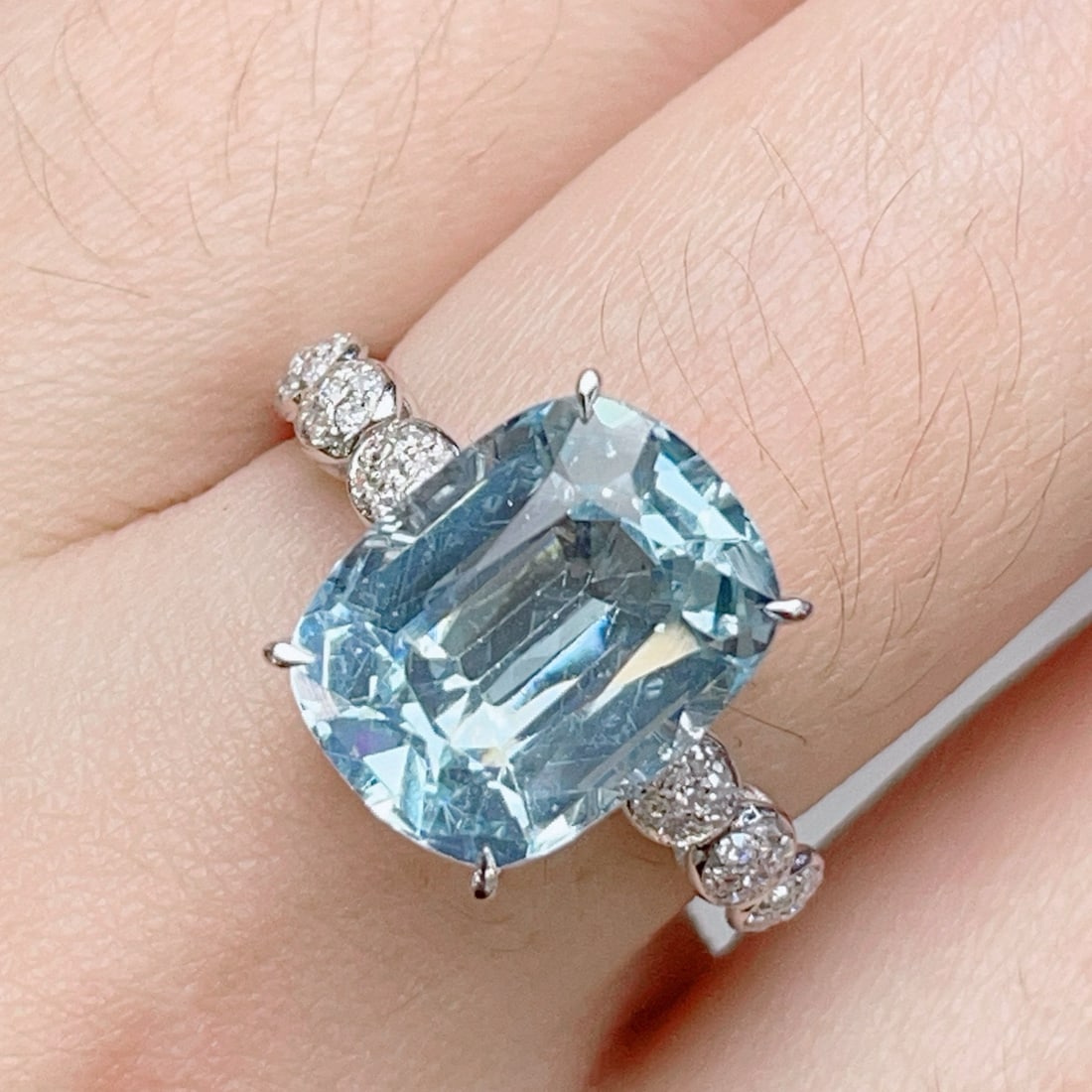 14k Gold 4.72 Ctw Natural Aquamarine & Diamond Ring - 4