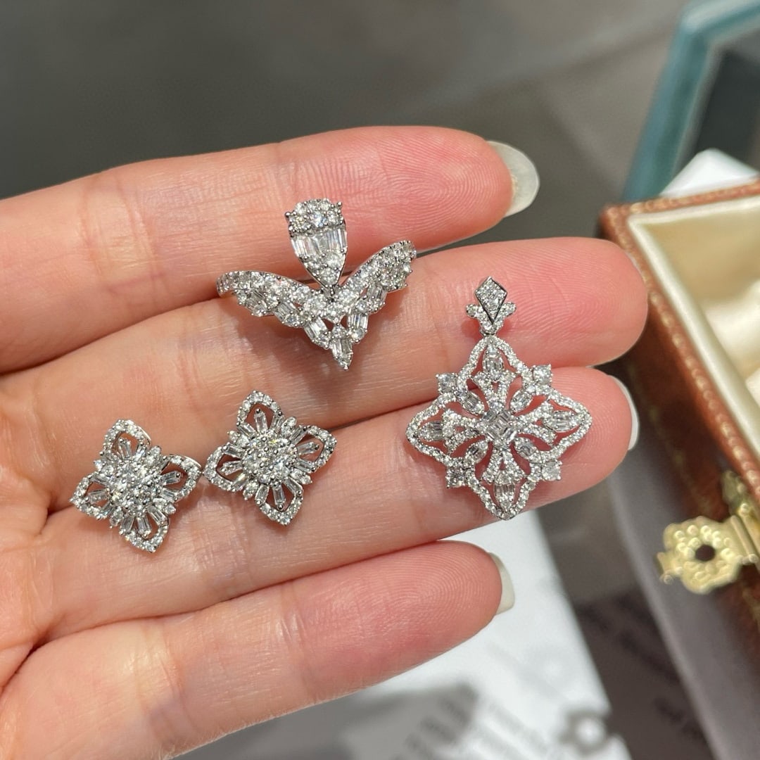 14k Gold 1.60 Ct Natural H Diamond Jewelry Set: Ref:231064121 // gold content:14k gold // ring size:7. 25us // // ring // main gemstone:diamond // shape:multiply // carat weight:0. 60ct // clarity grade:vs-si // color:h // treatment:natural // // p