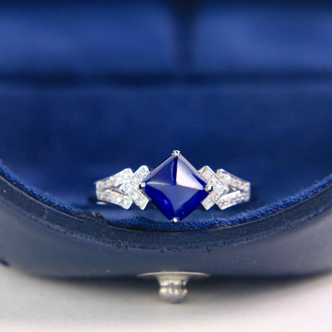 14k Gold 2.25 Ctw Natural Sapphire & Diamond Ring: Ref:231064138 // gold content:14k gold // ring size:7. 25us // // main gemstone:sapphire // shape:sugar-loaf // carat weight:2. 15ct // color:royal blue // treatment:natural // // adjacent gemstone 2