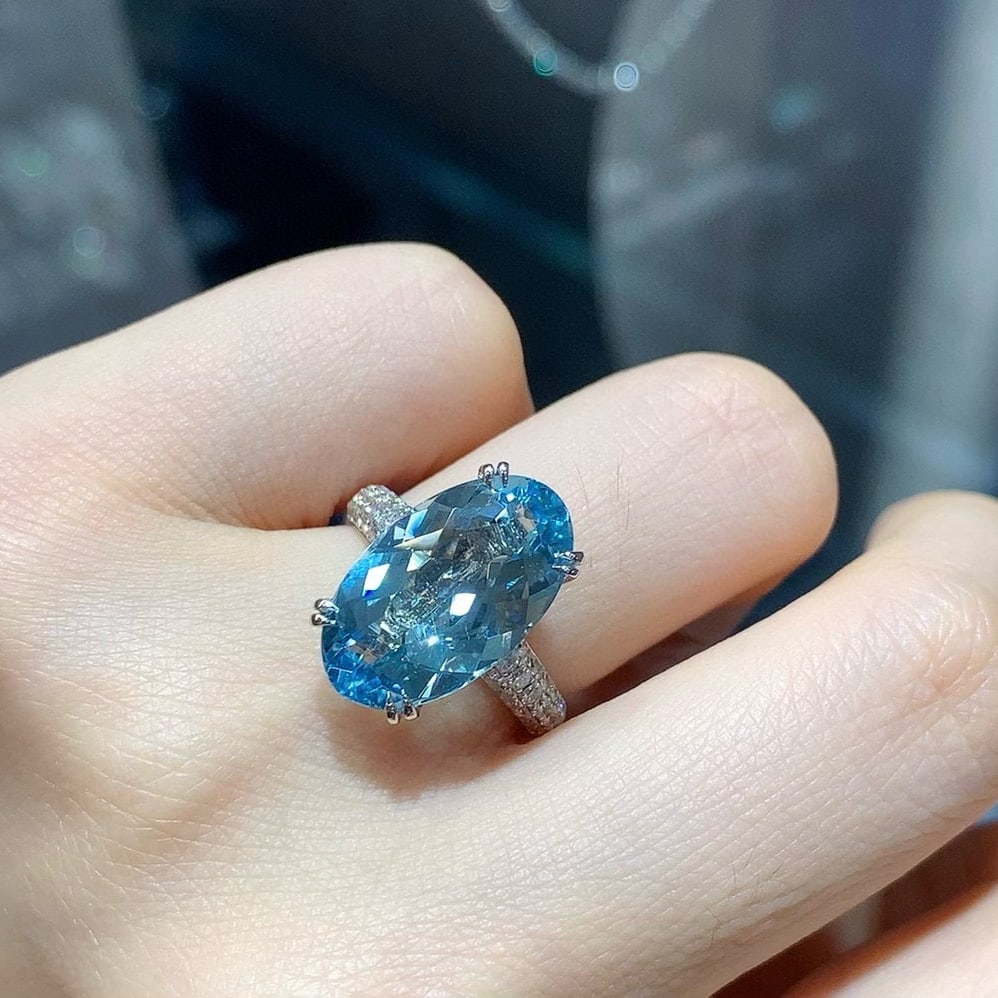 14k Gold 6.38 Ctw Natural Aquamarine & Diamond Ring - 4