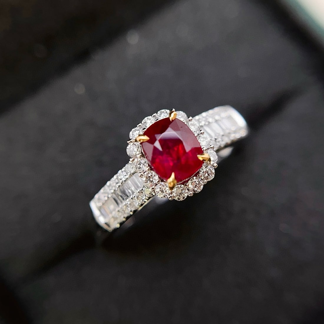 14k Gold 1.10 Ct Natural Ruby & Diamond Ring - 2