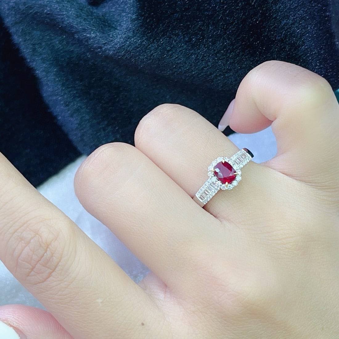 14k Gold 1.10 Ct Natural Ruby & Diamond Ring - 3