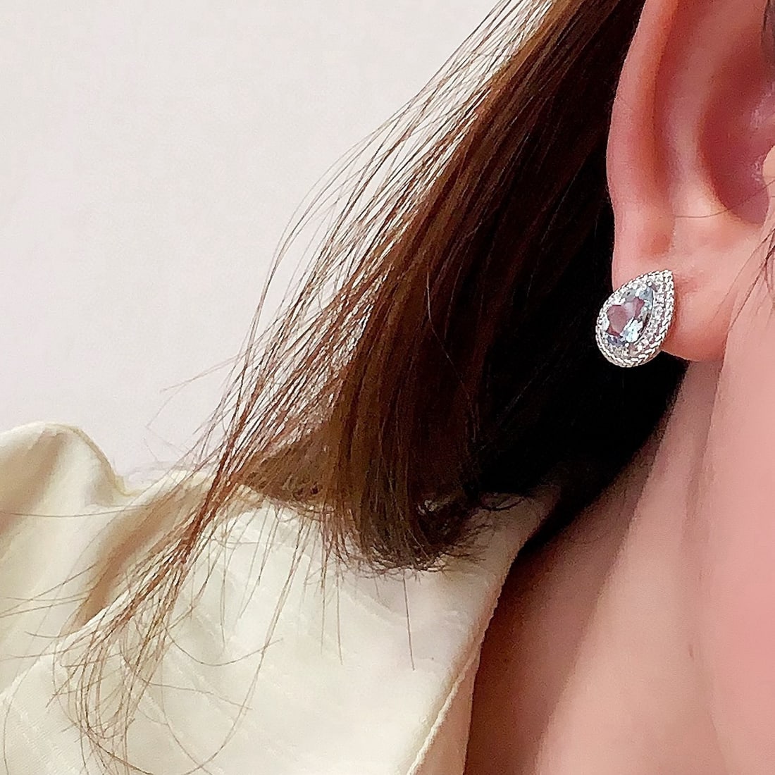 14k Gold 2.24 Ctw Natural Aquamarine & Diamond Earrings - 4