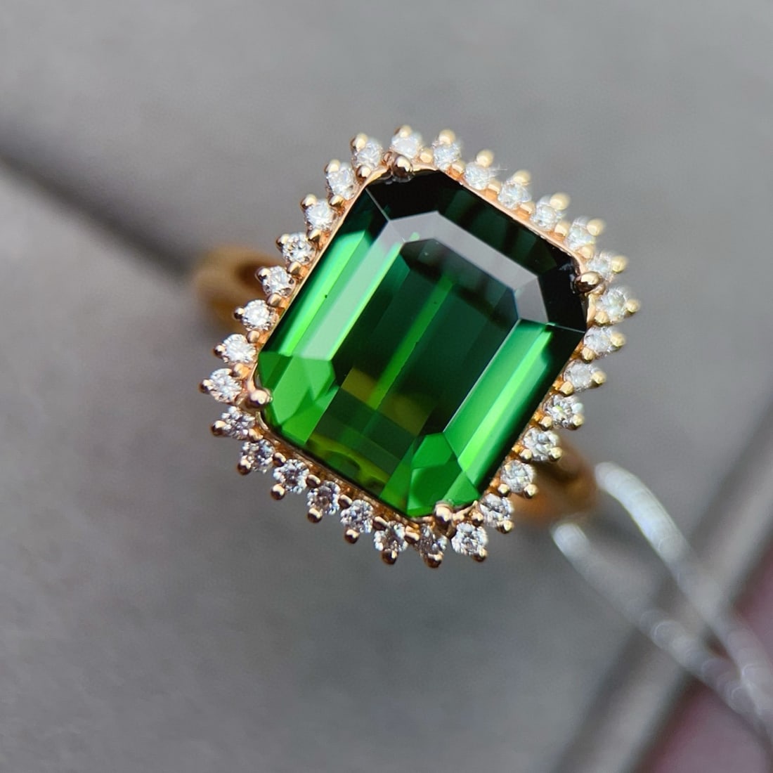 14k Gold 5.35 Ctw Natural Tourmaline & Diamond Ring - 3