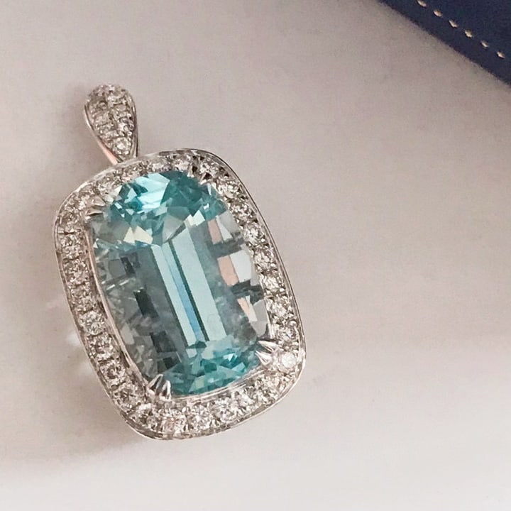 14k Gold 4.09 Ctw Natural Aquamarine & Diamond Ring/pendant( Without Chain ) - 3