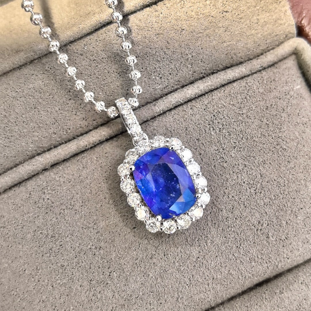 14k Gold 3.09 Ctw Natural Sapphire & Diamond Pendant( Without Chain ): Ref:231064278 // gold content:14k gold // main gemstone:sapphire // shape:cushion // carat weight:2. 63ct // color:cornflower blue // treatment:natural // // adjacent gemstone 2 : diamond //