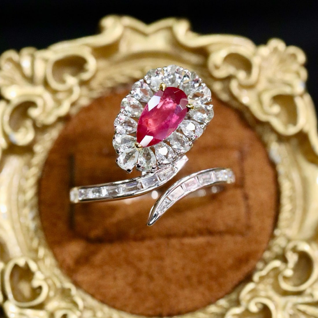 14k Gold 1.03 Ctw Natural Ruby & Diamond Ring: Ref:231064302 // gold content:14k gold // ring size:7. 25us // // main gemstone:ruby // shape:pear // carat weight:0. 79ct // color:red // treatment:natural // // adjacent gemstone 2 : diamond // shap