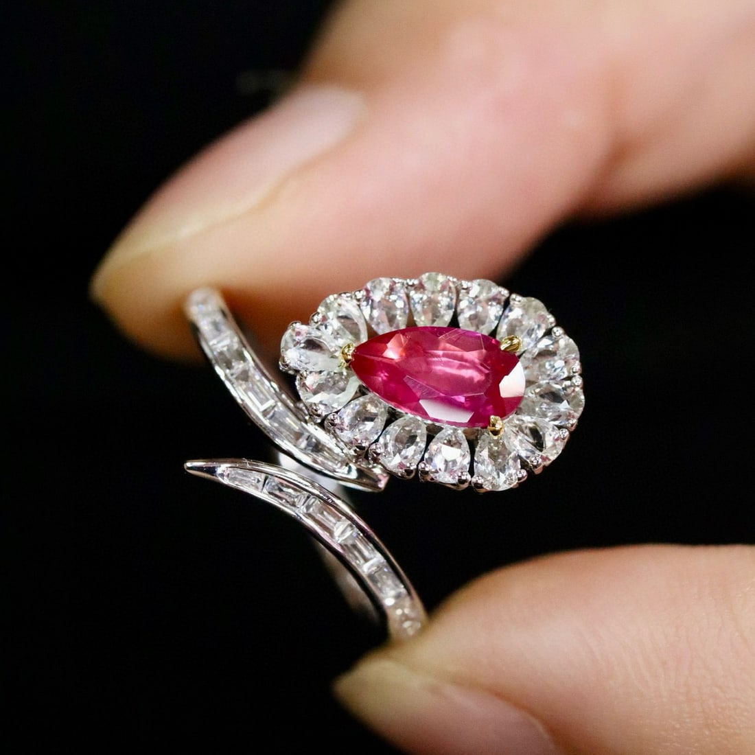 14k Gold 1.03 Ctw Natural Ruby & Diamond Ring - 3