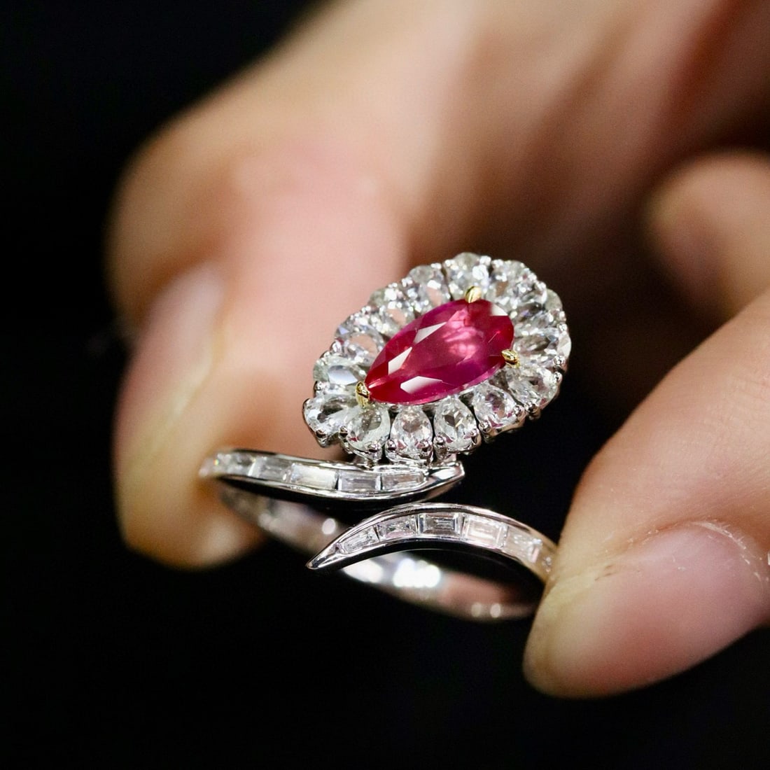 14k Gold 1.03 Ctw Natural Ruby & Diamond Ring - 4