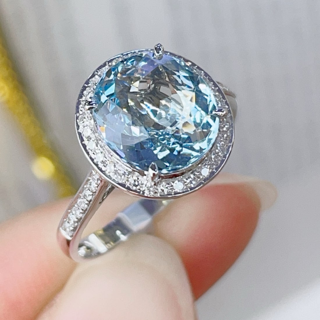14k Gold 2.79 Ctw Natural Aquamarine & Diamond Ring - 2