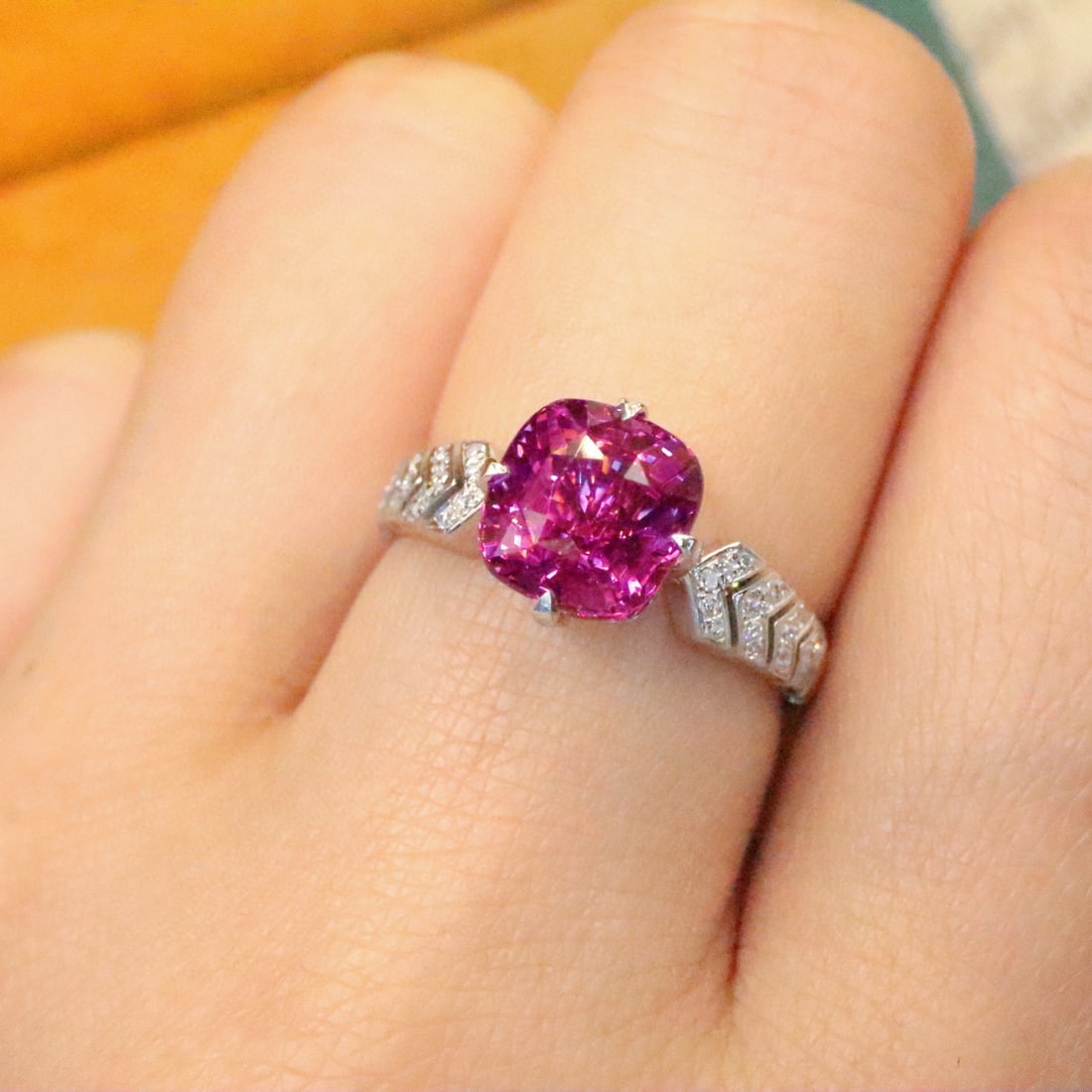 14k Gold 2.89 Ctw Natural Spinel & Diamond Ring - 5