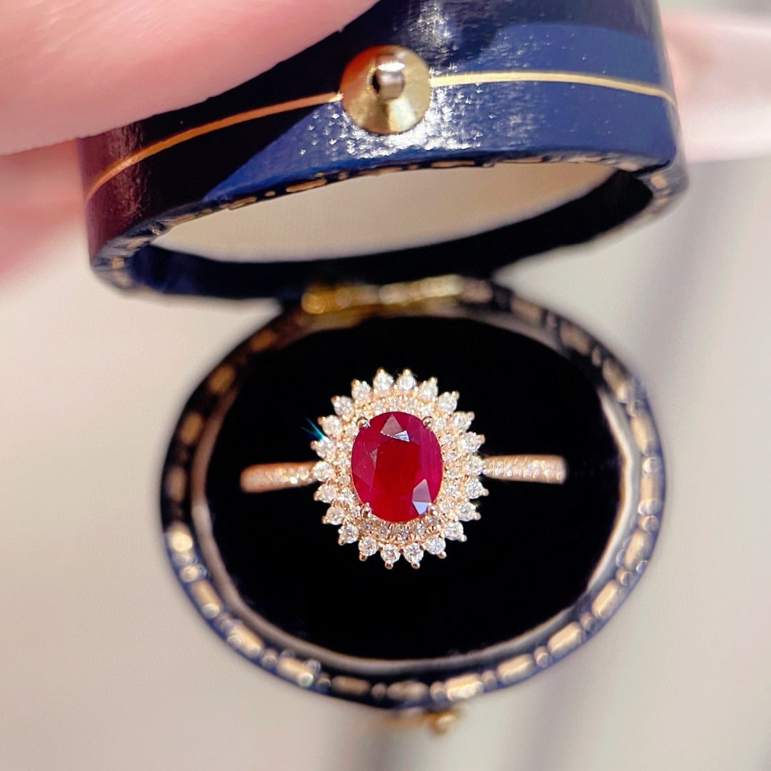 14k Gold 1.05 Ctw Natural Ruby & Diamond Ring: Ref:231064449 // gold content:14k gold // ring size:7. 25us // // main gemstone:ruby // shape:oval // carat weight:0. 8ct // color:red // treatment:natural // // adjacent gemstone 2 : diamond // shape