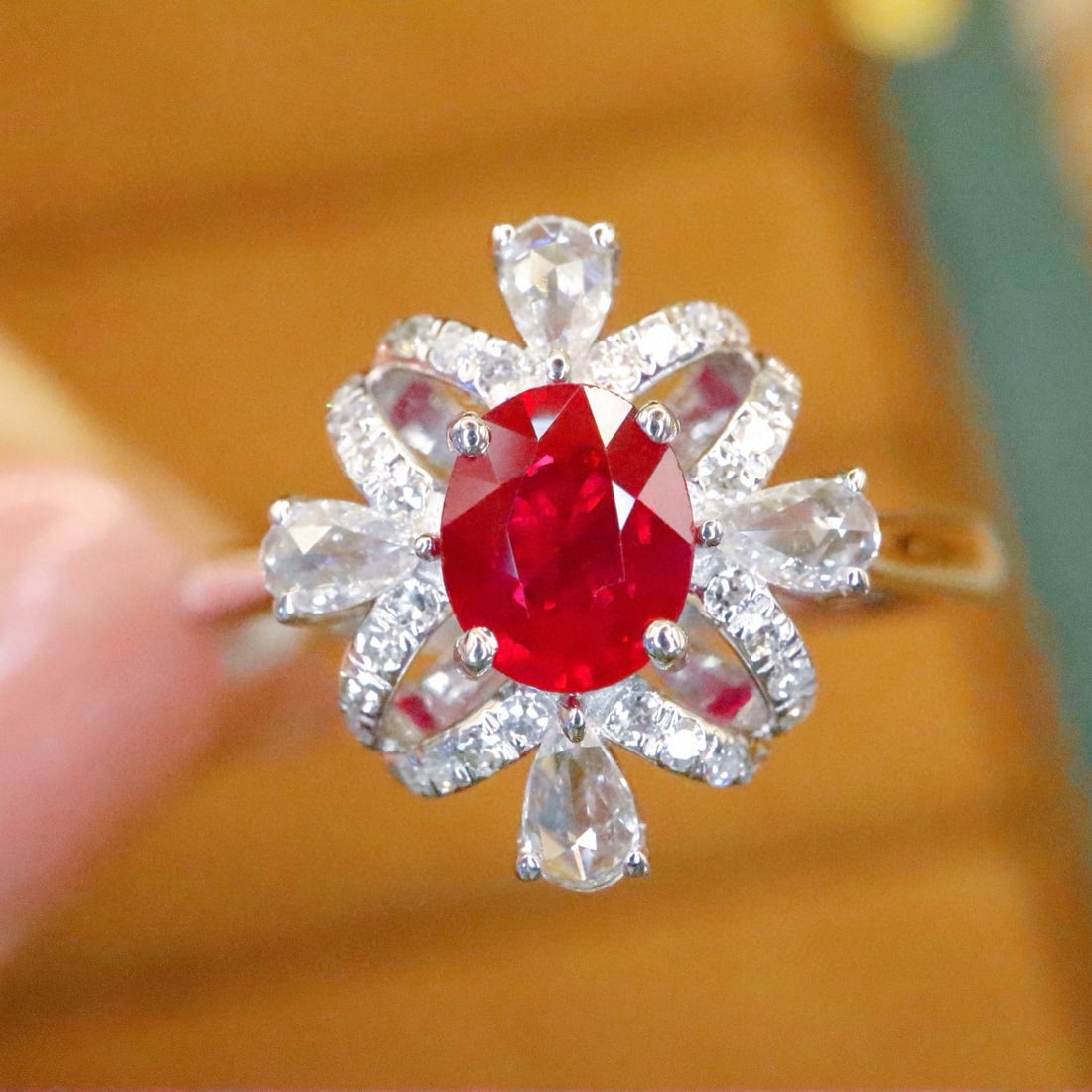 14k Gold 0.80 Ctw Natural Ruby & Diamond Ring: Ref:231065005 // gold content:14k gold // ring size:7. 25us // // main gemstone:ruby // shape:oval // carat weight:0. 50ct // color:pigeonblood red // treatment:natural // // adjacent gemstone 2 : dia