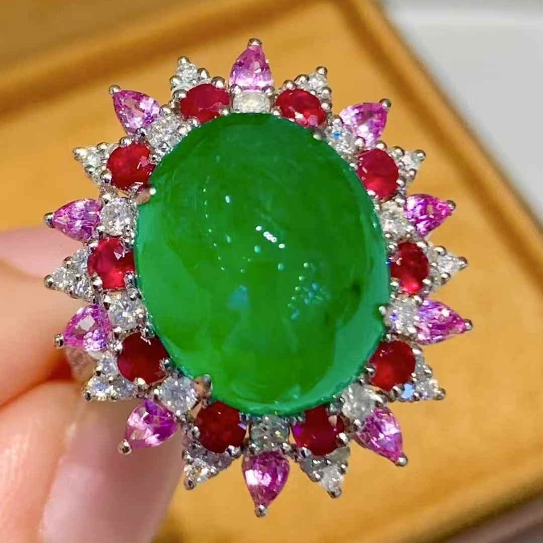 14k Gold 8.8 Ct Vivid Green Natural Emerald & Diamond Ring: Ref:231065069 // gold content:14k gold // ring size:7. 25us // // main gemstone:emerald // shape:oval // carat weight:8. 8ct // color:vivid green // treatment:natural // // adjacent gemstone 2 :