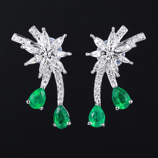 14k Gold 0.94 Ctw Vivid Green Natural Emerald & Diamond Earrings: Ref:231065106 // gold content:14k gold // main gemstone:emerald // shape:pear // carat weight:0. 76ct // color:vivid green // treatment:natural // // adjacent gemstone 2 : diamond // number of