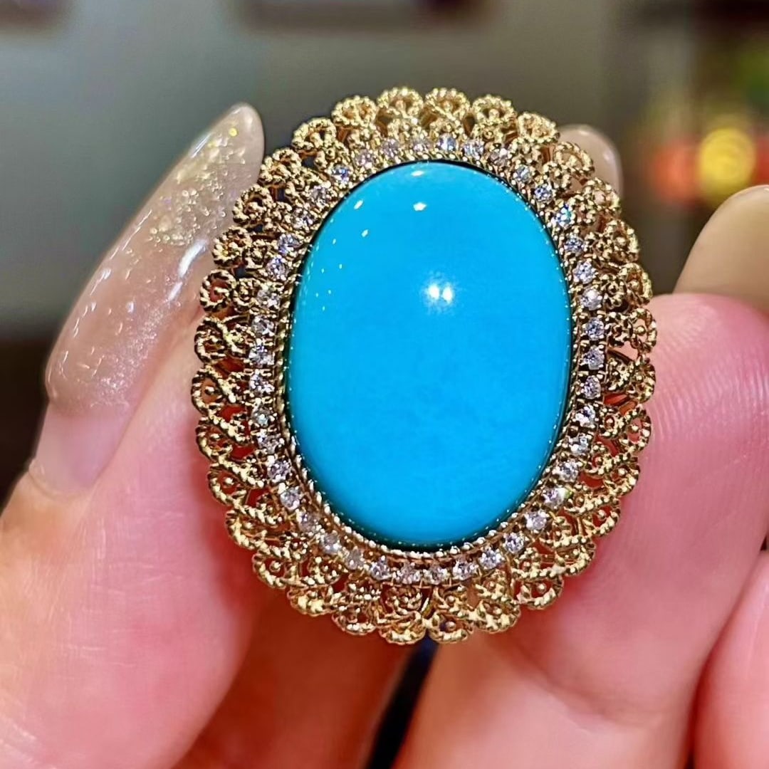 14k Gold 9.04 Ctw Natural Turquoise & Diamond Ring: Ref:231065124 // gold content:14k gold // ring size:7. 25us // // main gemstone:turquoise // shape:oval // carat weight:8. 79ct // color:blue // treatment:natural // // adjacent gemstone 2 : diamond /