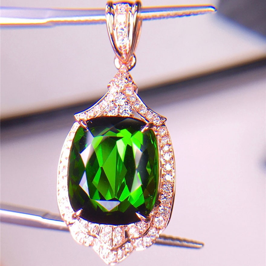 14k Gold 9.1 Ct Natural Tourmaline & Diamond Pendant( Without Chain ) - 4