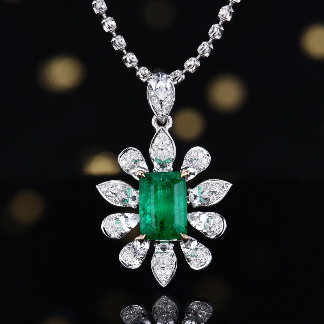 14k Gold 1.30 Ctw Vivid Green Natural Emerald & Diamond Pendant( Without Chain ): Ref:231066004 // gold content:14k gold // main gemstone:emerald // shape:octagonal // carat weight:1. 19ct // color:vivid green // treatment:natural // // adjacent gemstone 2 : diamond // number of st