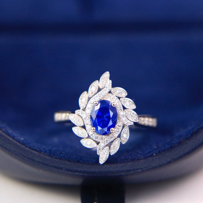 14k Gold 1.21 Ctw Natural Sapphire & Diamond Ring: Ref:231066033 // gold content:14k gold // ring size:7. 25us // // main gemstone:sapphire // shape:oval // carat weight:0. 98ct // color:royal blue // treatment:natural // // adjacent gemstone 2 :