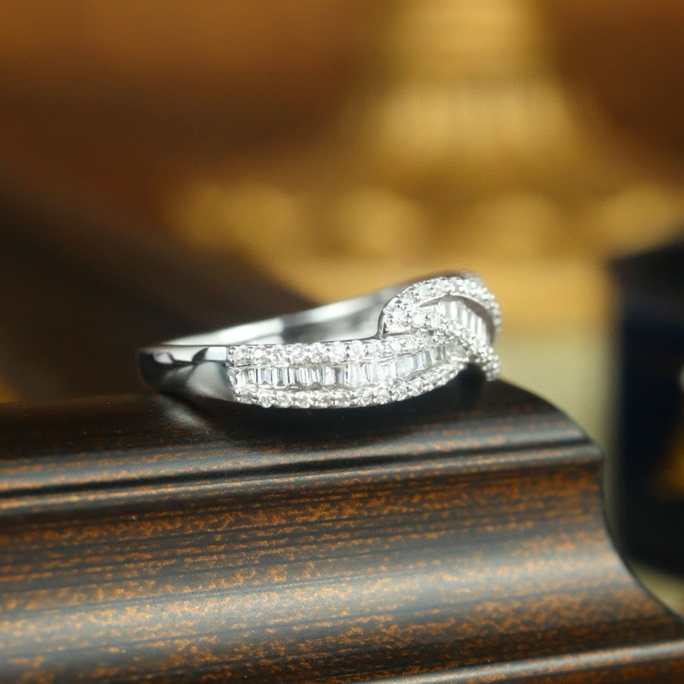 14k Gold 0.55 Ct Natural H Diamond Ring - 3