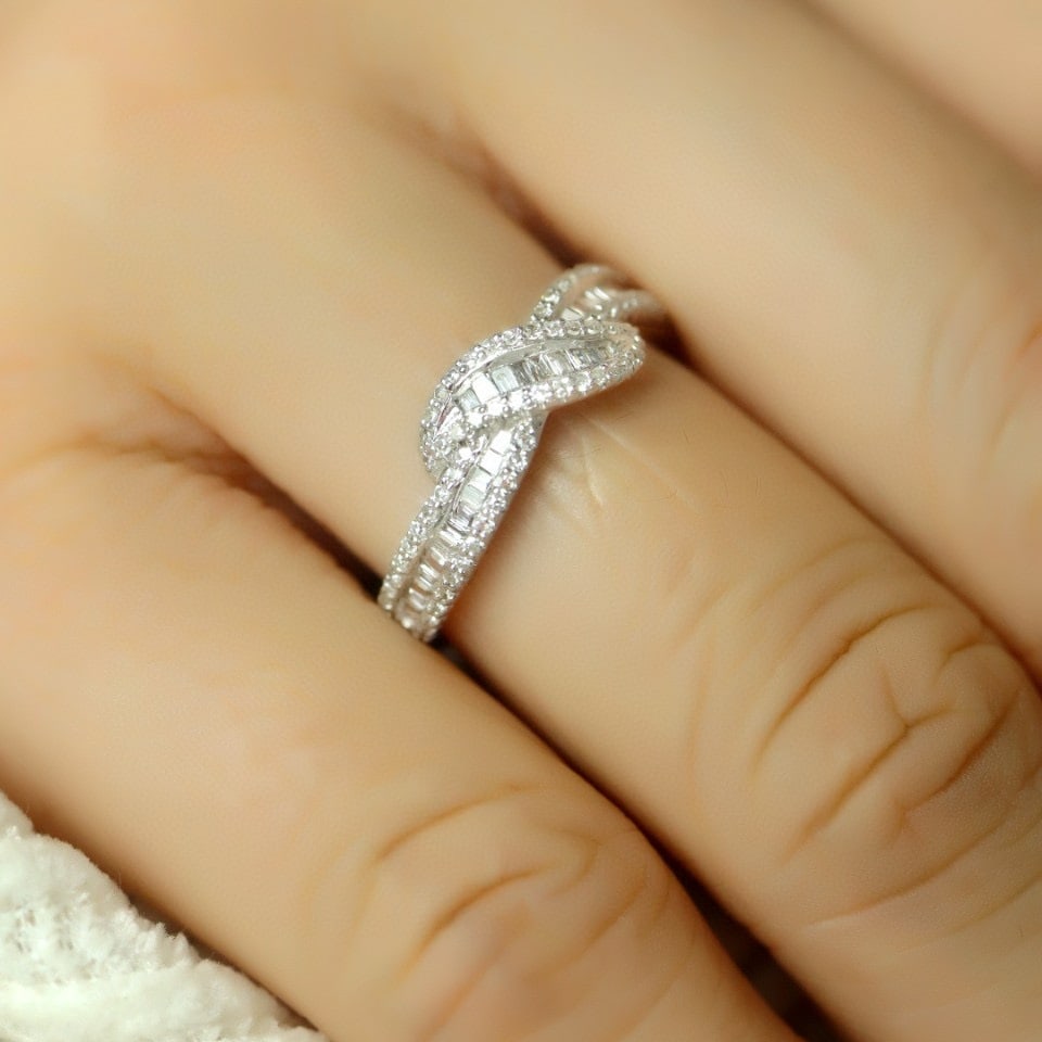 14k Gold 0.55 Ct Natural H Diamond Ring - 6