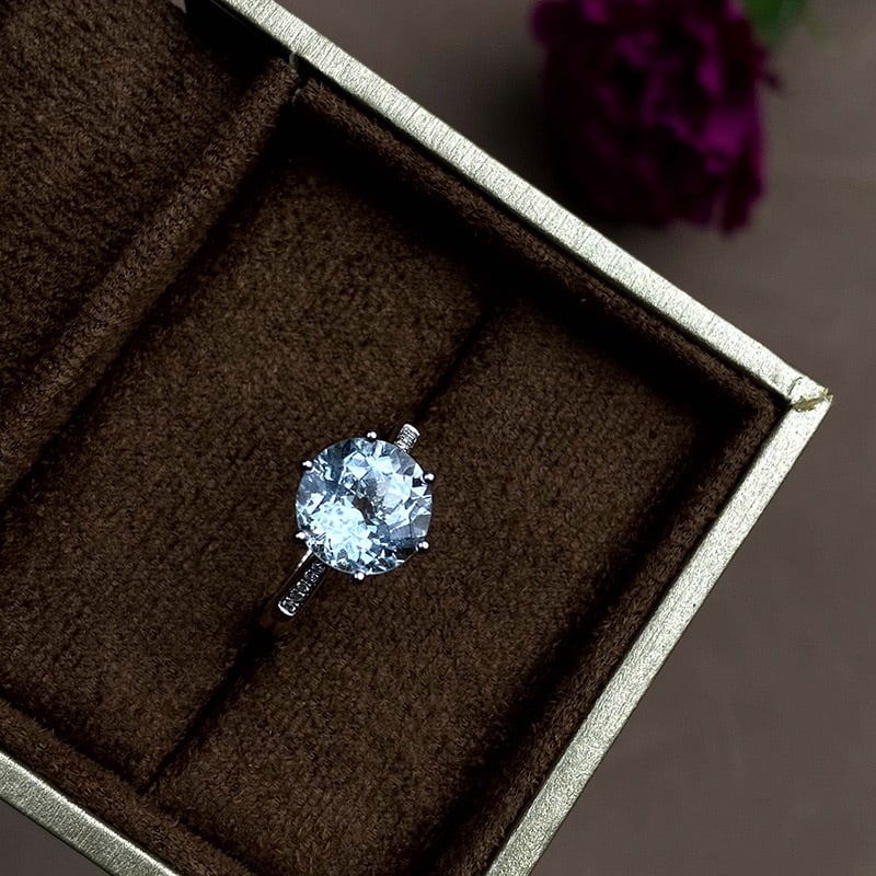 14k Gold 2.7 Ct Natural Aquamarine & Diamond Ring: Ref:231066045 // gold content:14k gold // ring size:7. 25us // // main gemstone:aquamarine // shape:round // carat weight:2. 7ct // color:blue // treatment:natural // cut grade:g // // adjacent