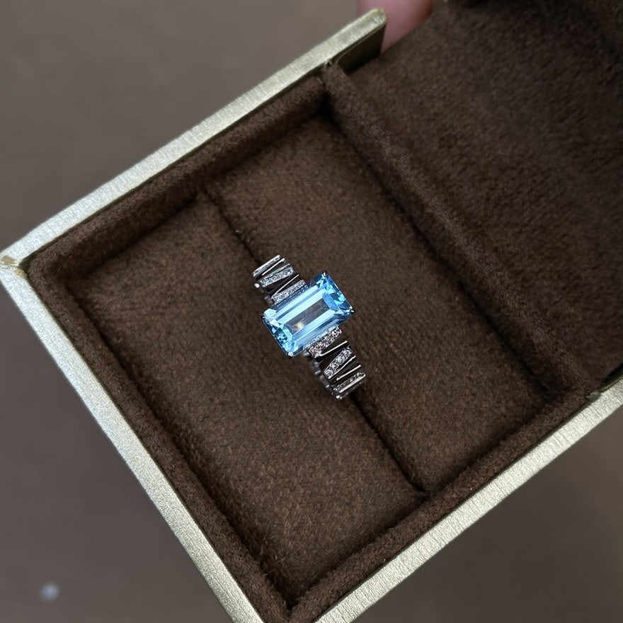 14k Gold 1.85 Ct Natural Aquamarine & Diamond Ring - 4