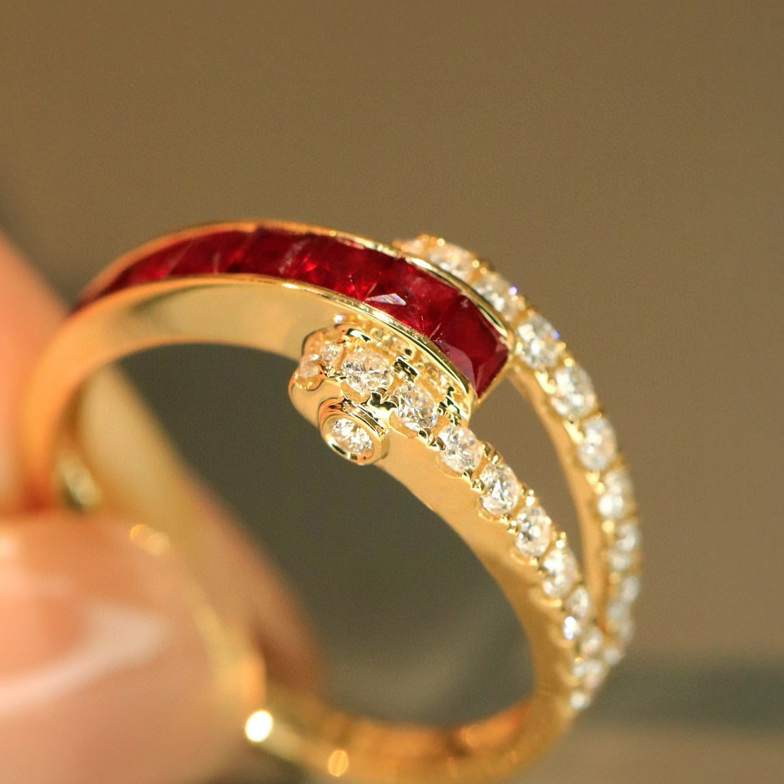 14k Gold 1.02 Ctw Natural Ruby & Diamond Ring - 4