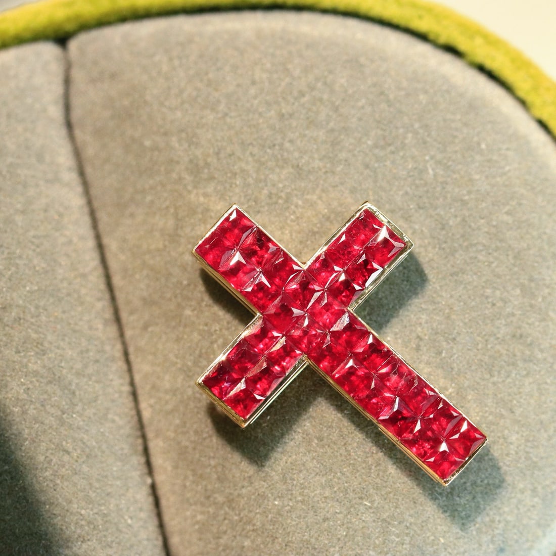 14k Gold 2.31 Ct Natural Ruby Pendant( Without Chain ) - 3