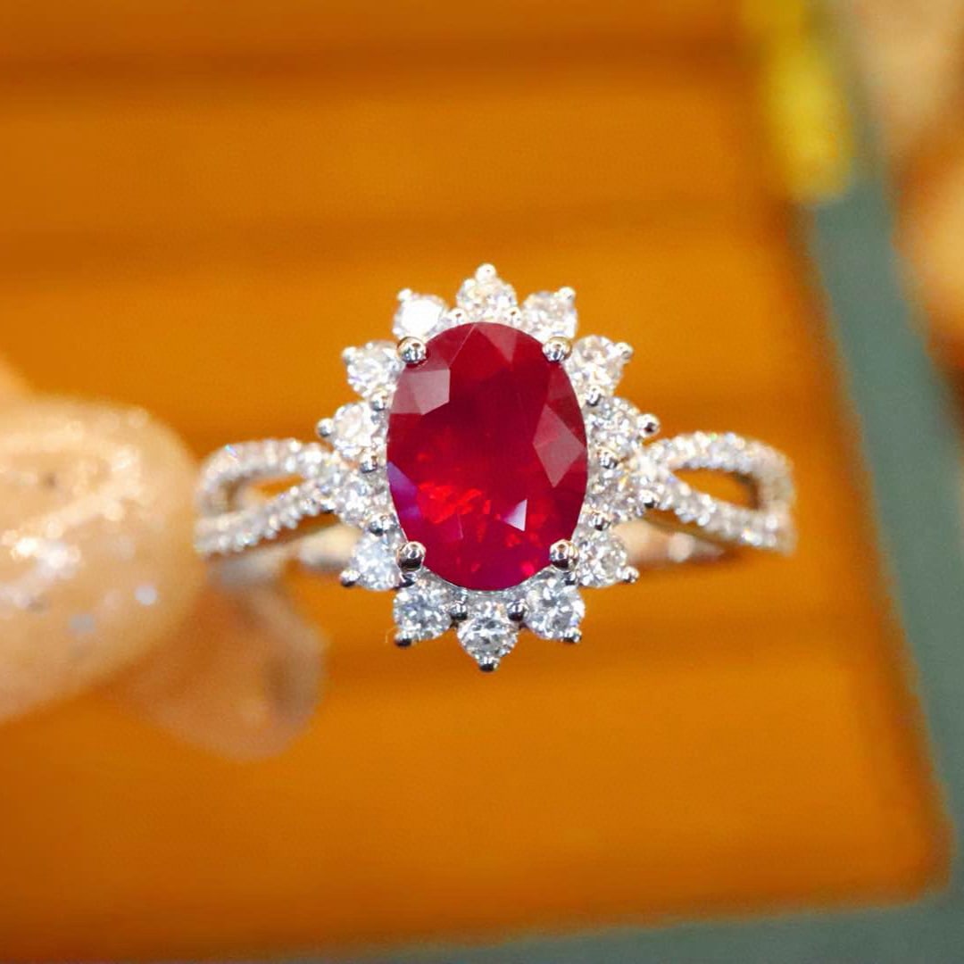 14k Gold 1.60 Ctw Natural Ruby & Diamond Ring: Ref:231066060 // gold content:14k gold // ring size:7. 25us // // main gemstone:ruby // shape:oval // carat weight:1. 20ct // color:pigeonblood red // treatment:natural // // adjacent gemstone 2 : dia