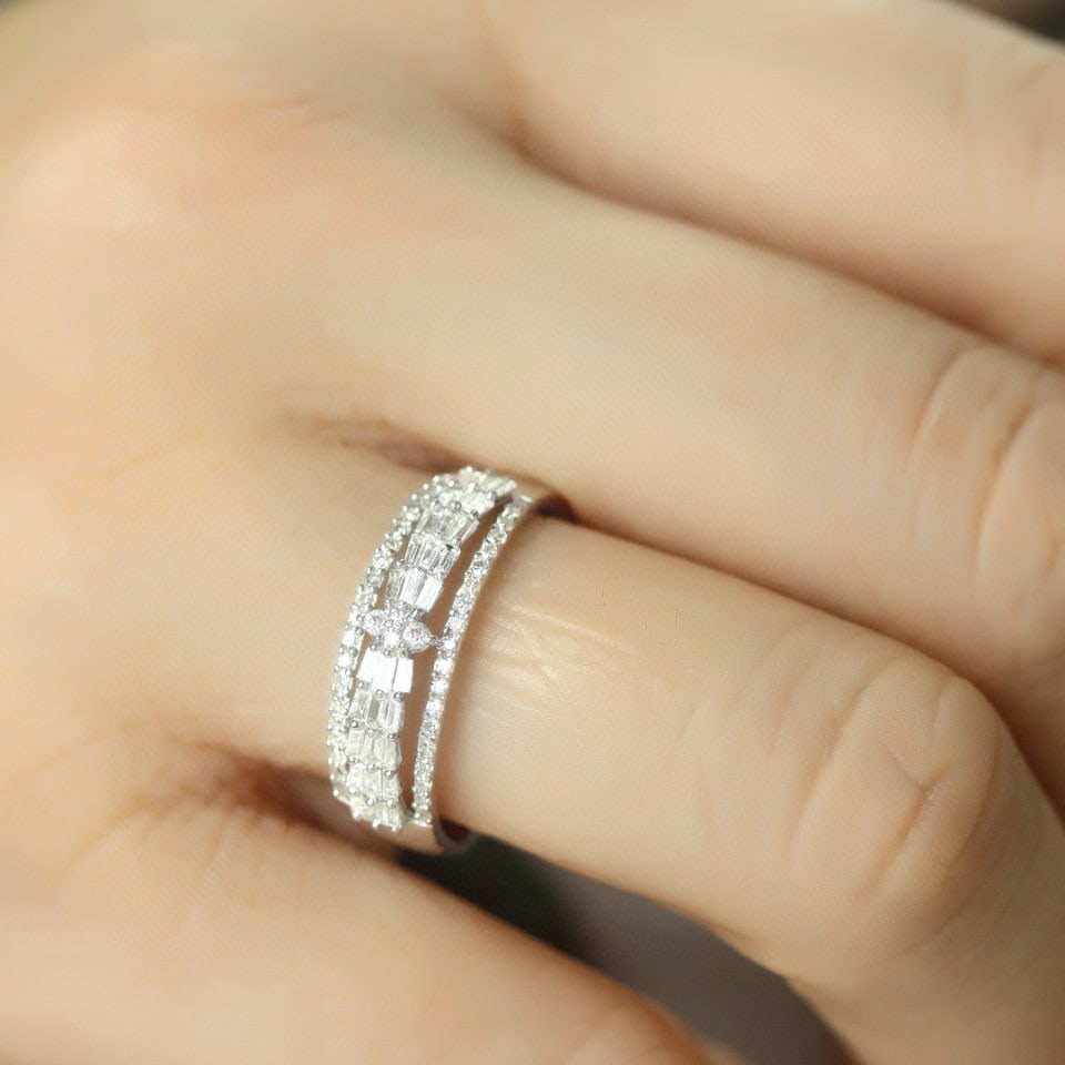 14k Gold 0.65 Ct Natural H Diamond Ring - 5