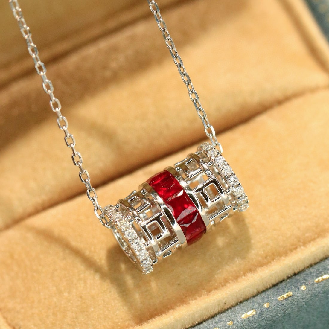 14k Gold 1.13 Ctw Natural Ruby & Diamond Pendant( Without Chain ): Ref:231066094 // gold content:14k gold // main gemstone:ruby // shape:princess // carat weight:0. 95ct // color:red // treatment:natural // // adjacent gemstone 2 : diamond // shape:round // carat