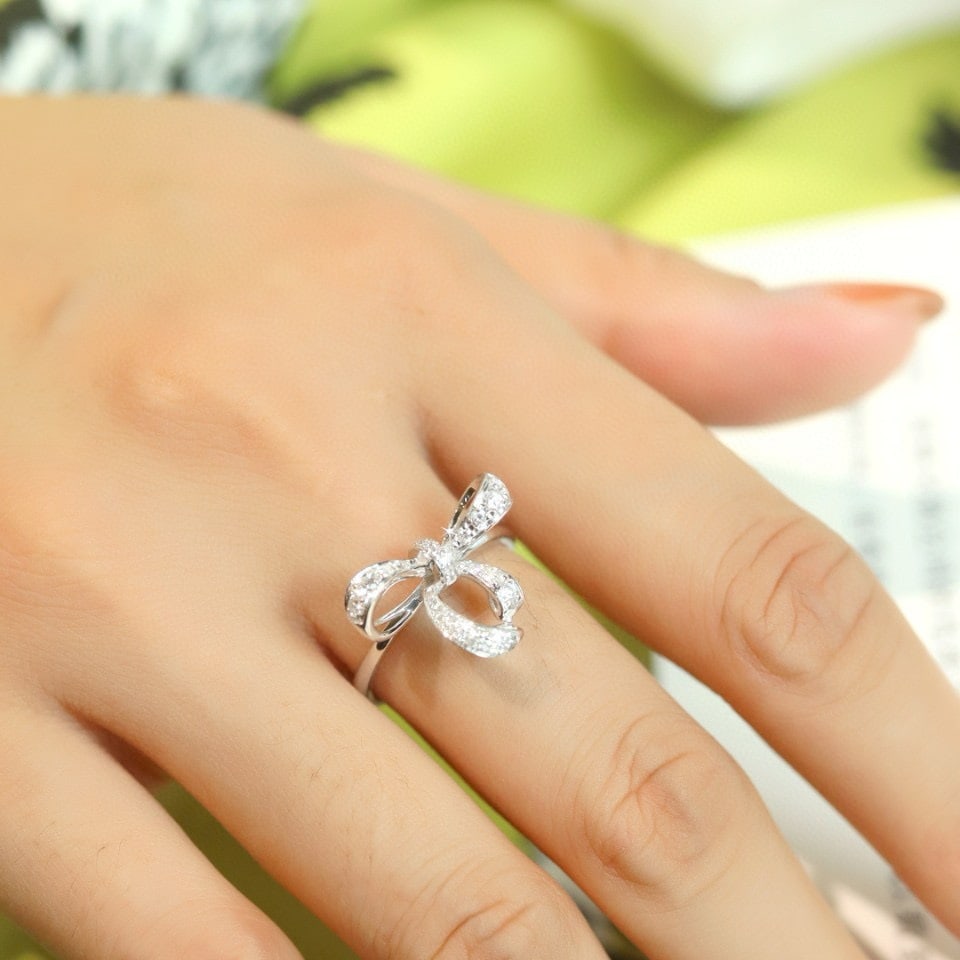 14k Gold 0.3 Ct Natural H Diamond Ring - 6