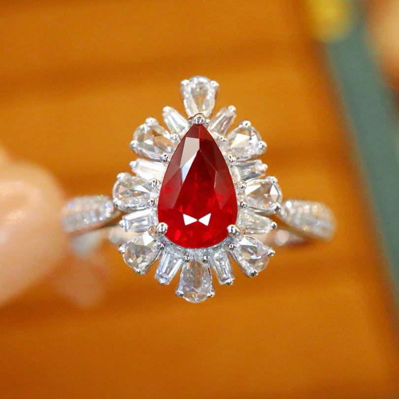 14k Gold 1.46 Ctw Natural Ruby & Diamond Ring: Ref:231066116 // gold content:14k gold // ring size:7. 25us // // main gemstone:ruby // shape:pear // carat weight:1. 05ct // color:pigeonblood red // treatment:natural // // adjacent gemstone 2 : dia