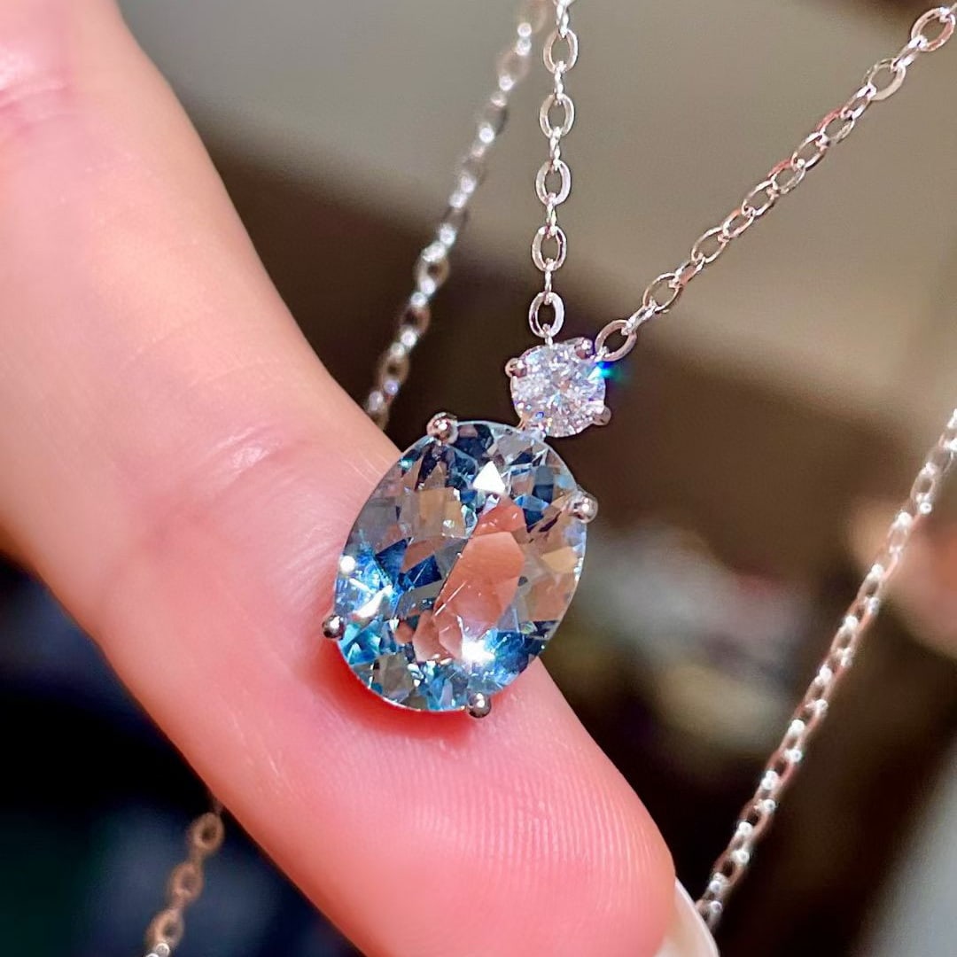 14k Gold 2.47 Ctw Natural Aquamarine & Diamond Necklace - 3