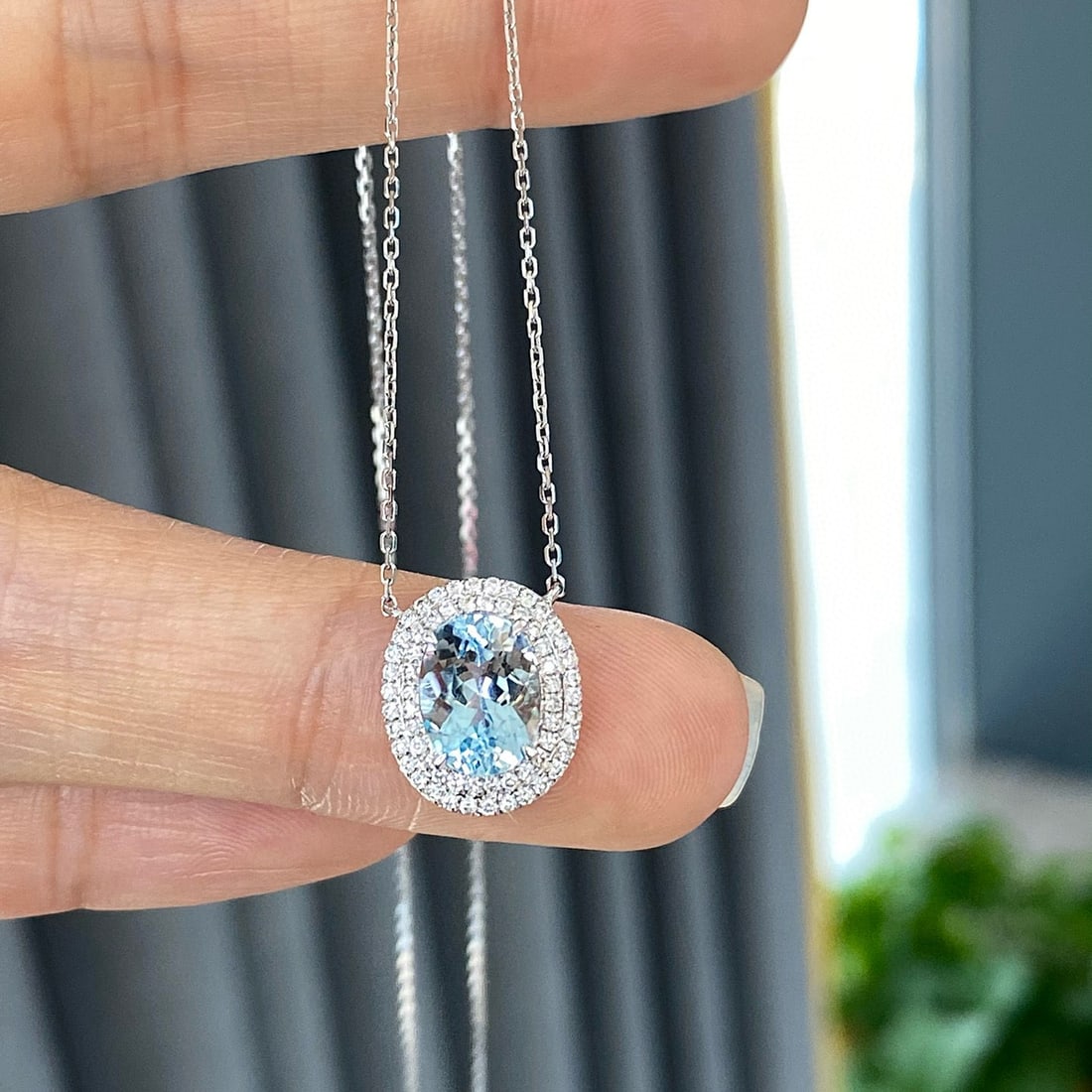 14k Gold 1.65 Ctw Natural Aquamarine & Diamond Necklace - 3