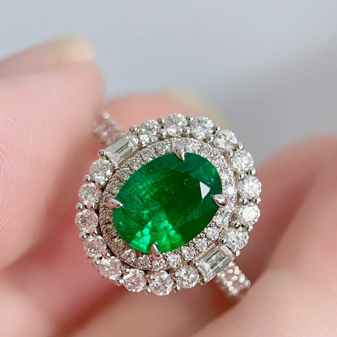 14k Gold 1.96 Ctw Vivid Green Natural Emerald & Diamond Ring/pendant( Without Chain ): Ref:231066185 // gold content:14k gold // ring size:7. 25us // // main gemstone:emerald // shape:oval // carat weight:1. 17ct // color:vivid green // treatment:natural // // adjacent gemstone 2 :