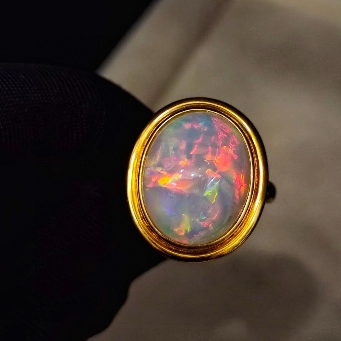 14k Gold 6.55 Ct Natural Opal Ring - 2