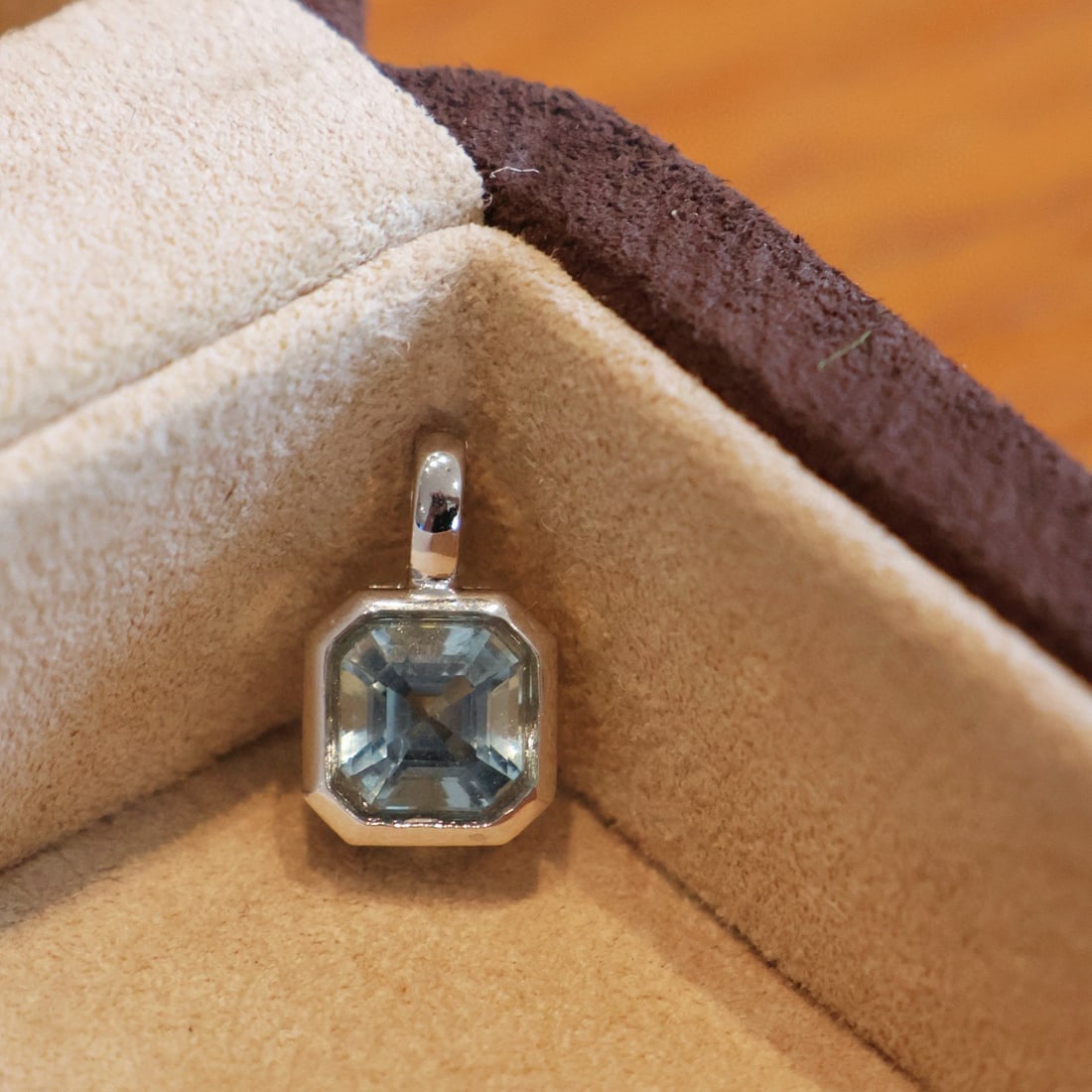 14k Gold 1.6 Ct Natural Aquamarine Pendant( Without Chain ) - 2