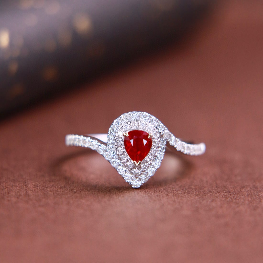 14k Gold 0.73 Ctw Natural Ruby & Diamond Ring - 3