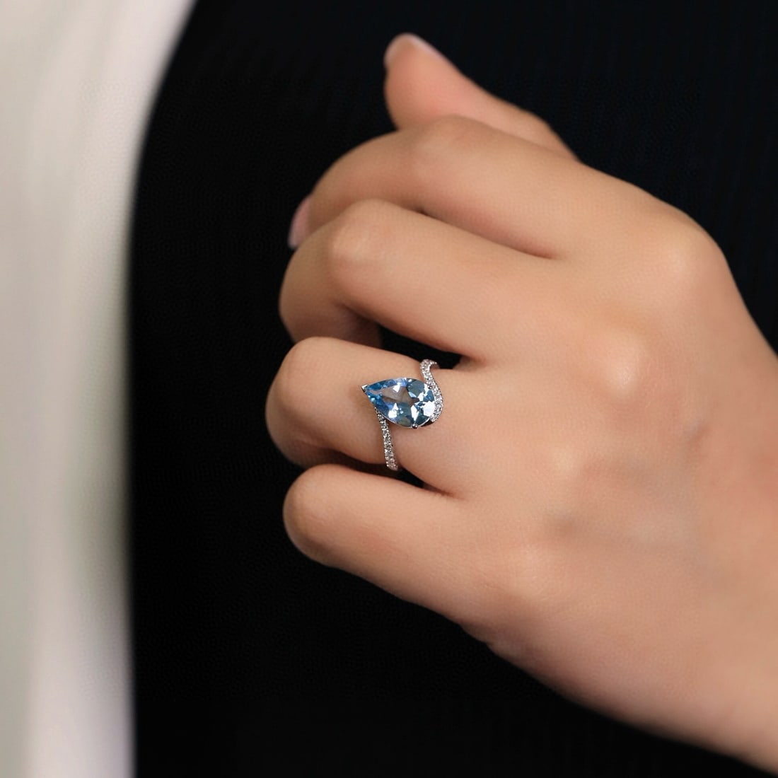 14k Gold 2.17 Ct Natural Aquamarine & Diamond Ring - 5