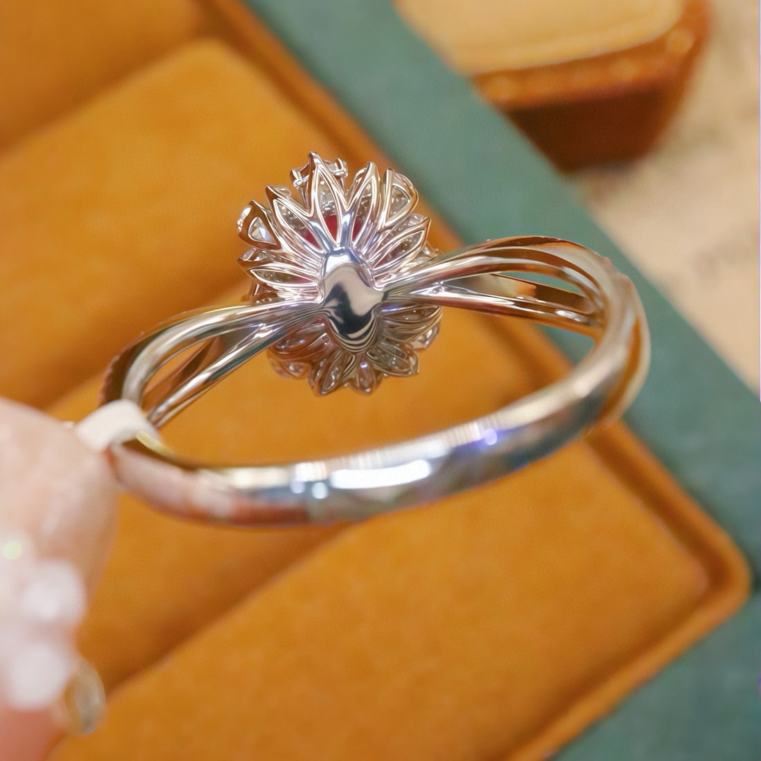 14k Gold 1.50 Ctw Natural Ruby & Diamond Ring - 4