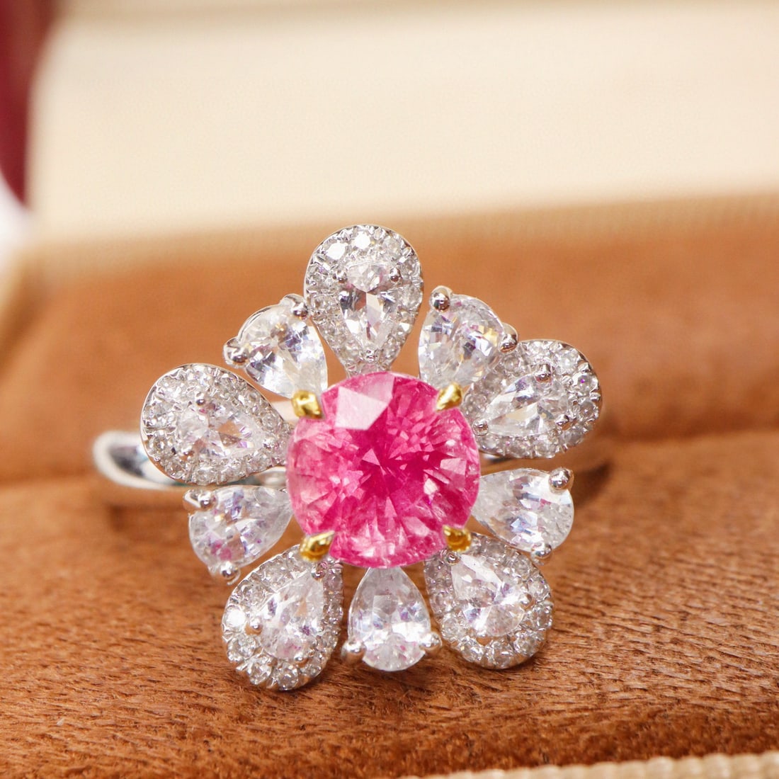 14k Gold 1.39 Ctw Natural Spinel & Diamond Ring - 4