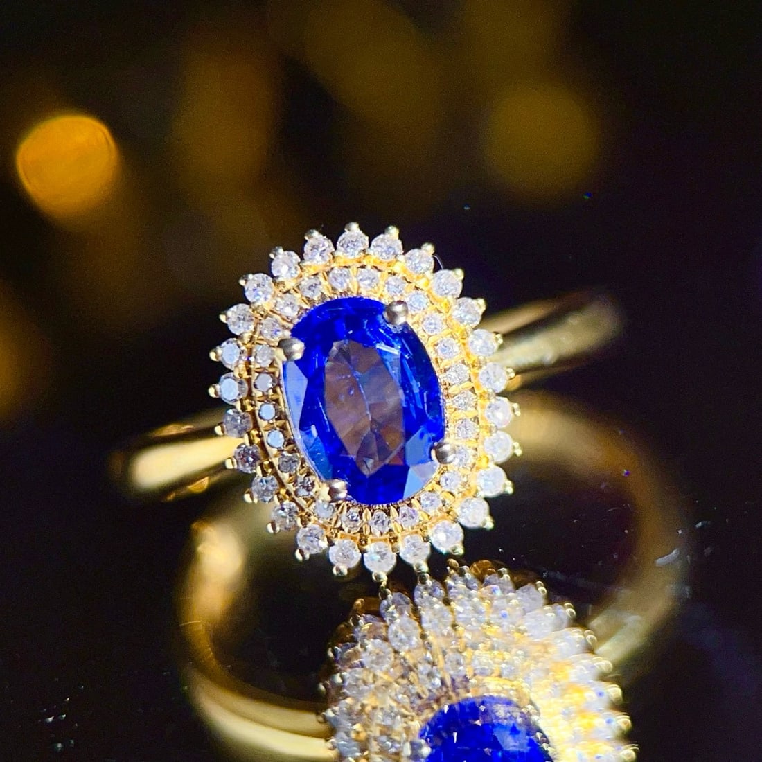 14k Gold 0.8 Ct Natural Sapphire & Diamond Ring: Ref:231066420 // gold content:14k gold // ring size:7. 25us // // main gemstone:sapphire // shape:oval // carat weight:0. 8ct // color:blue // treatment:natural // // adjacent gemstone 2 : diamond