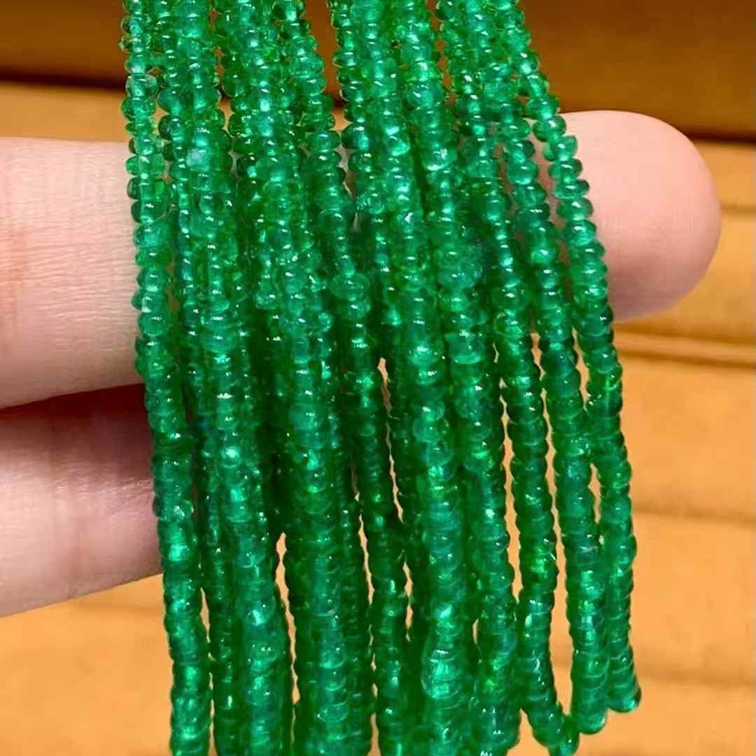 14k Gold 45 Ct Natural Emerald & Diamond Earrings - 4