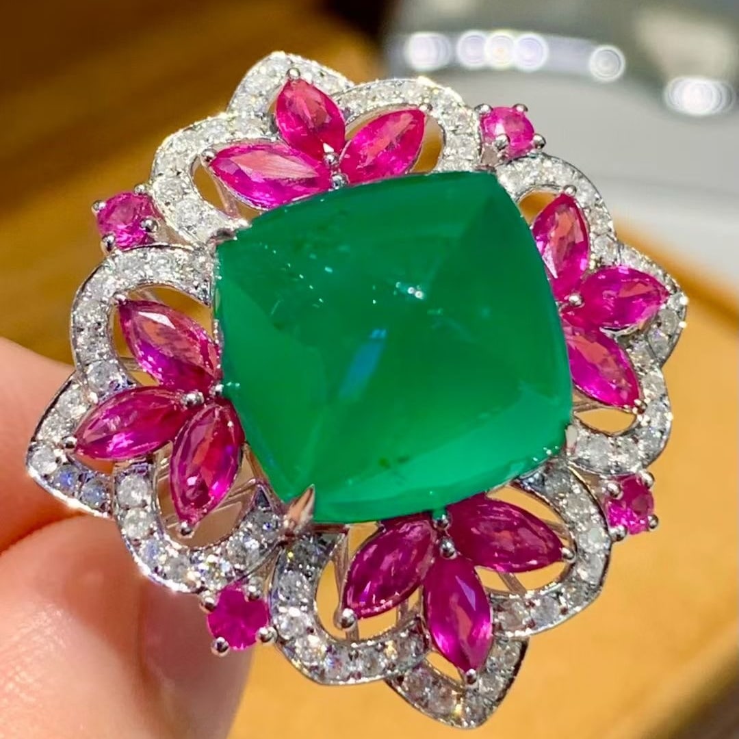 14k Gold 10.5 Ct Natural Emerald & Diamond & Ruby Ring - 2