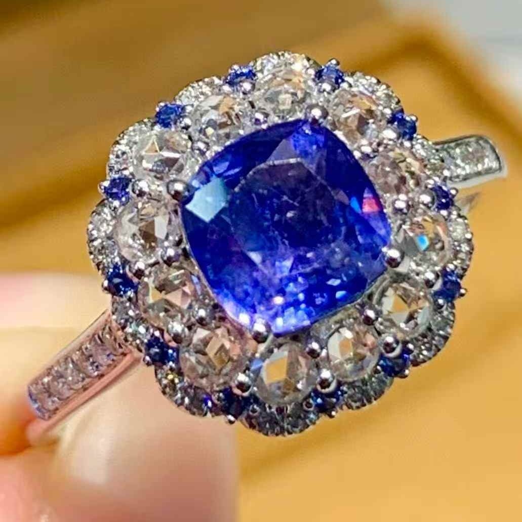 14k Gold 1.3 Ct Natural Sapphire & Sapphire & Diamond Ring - 2