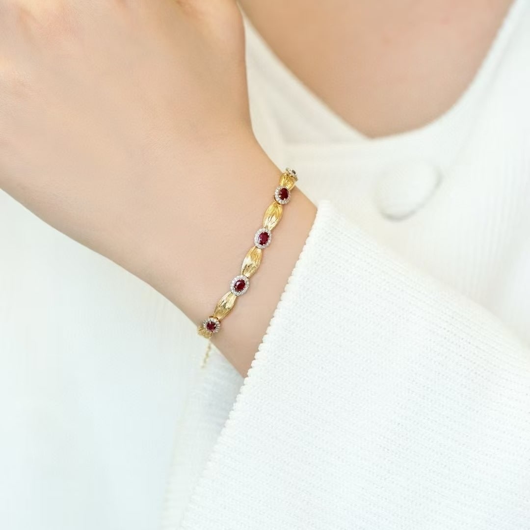 14k Gold 1.40 Ctw Natural Ruby & Diamond Bracelet - 5